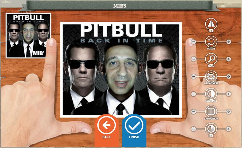 FaceinHole: más de 200000 plantillas para crear divertidos fotomontajes