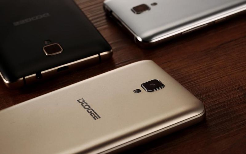 Doogee X10: smartphone con marco de metal por poco más de $45