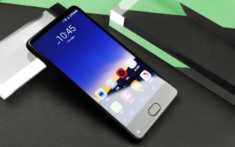 Smartphone UHANS MX con pantalla completa y buen precio