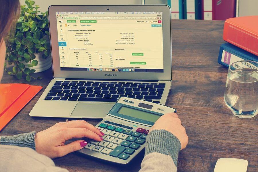 ¿Qué es una factura electrónica y cuáles son sus ventajas?